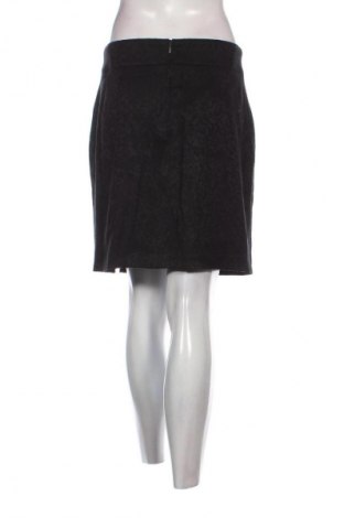 Пола Kombi, Размер L, Цвят Черен, Цена 2,04 €