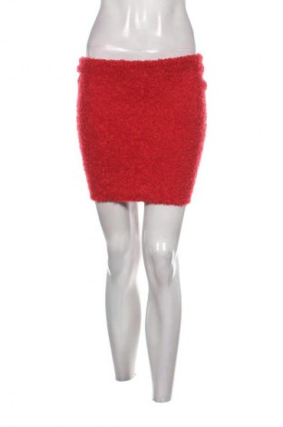 Пола Pretty Little Thing, Размер S, Цвят Червен, Цена 7,66 €