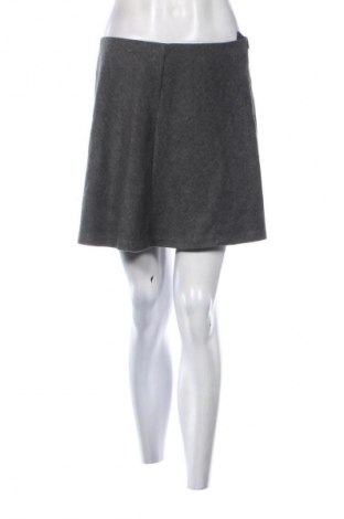 Пола Primark, Размер M, Цвят Сив, Цена 2,55 €