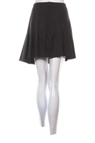 Пола SHEIN, Размер XL, Цвят Черен, Цена 8,69 €