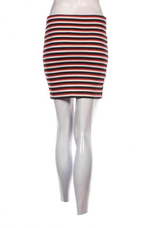 Пола Sinsay, Размер M, Цвят Многоцветен, Цена 2,04 €