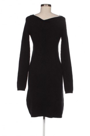 Šaty  Motivi, Velikost M, Barva Černá, Cena  159,00 Kč