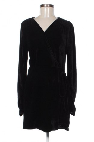 Ruha Nly Trend, Méret M, Szín Fekete, Ár 809 Ft