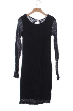 Рокля Pull&Bear, Размер S, Цвят Черен, Цена 2,04 €