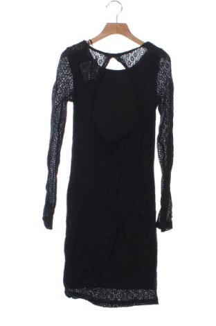 Рокля Pull&Bear, Размер S, Цвят Черен, Цена 2,04 €