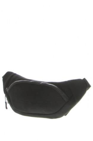 Ledvinka  Chapter, Barva Černá, Cena  159,00 Kč