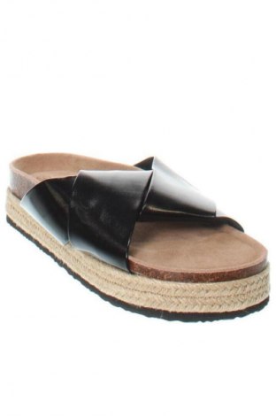 Чехли Collection, Размер 39, Цвят Черен, Цена 26,07 €