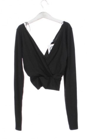 Дамска блуза Bershka, Размер XS, Цвят Черен, Цена 3,57 €