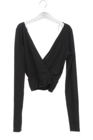 Дамска блуза Bershka, Размер XS, Цвят Черен, Цена 3,57 €