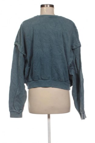 Дамска блуза Bershka, Размер L, Цвят Многоцветен, Цена 4,60 €