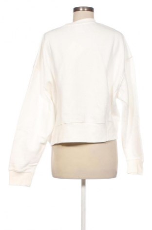 Дамска блуза Bershka, Размер L, Цвят Бял, Цена 18,91 €