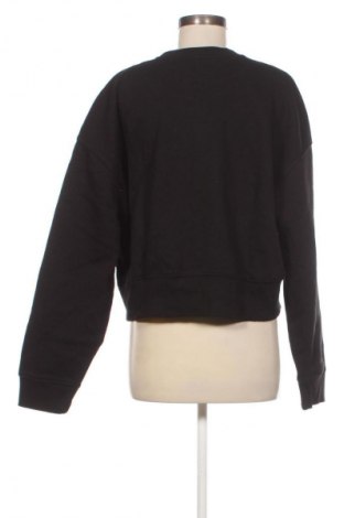 Дамска блуза Bershka, Размер L, Цвят Черен, Цена 18,91 €