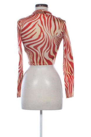 Дамска блуза Bershka, Размер S, Цвят Многоцветен, Цена 10,22 €