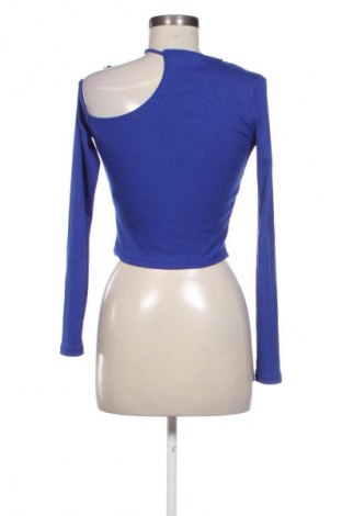 Дамска блуза Bershka, Размер M, Цвят Син, Цена 2,55 €