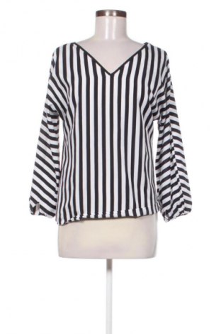 Дамска блуза C&A, Размер M, Цвят Многоцветен, Цена 6,13 €