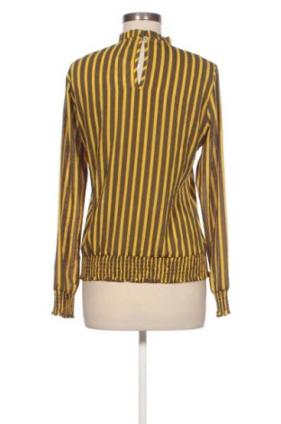 Bluză de femei Eksept, Mărime S, Culoare Multicolor, Preț 12,99 Lei