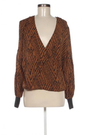 Bluză de femei Eksept, Mărime M, Culoare Multicolor, Preț 10,99 Lei