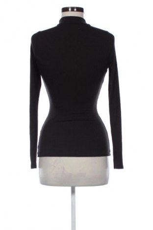 Dámská halenka Hollister, Velikost XS, Barva Černá, Cena  269,00 Kč