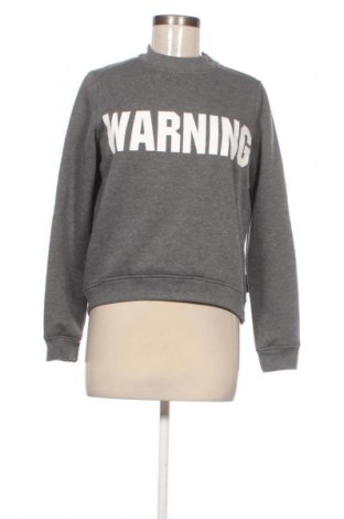 Γυναικεία μπλούζα Kendall & Kylie, Μέγεθος S, Χρώμα Γκρί, Τιμή 25,00 €