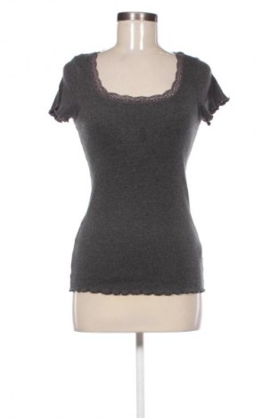 Bluză de femei Magasin, Mărime S, Culoare Gri, Preț 109,99 Lei