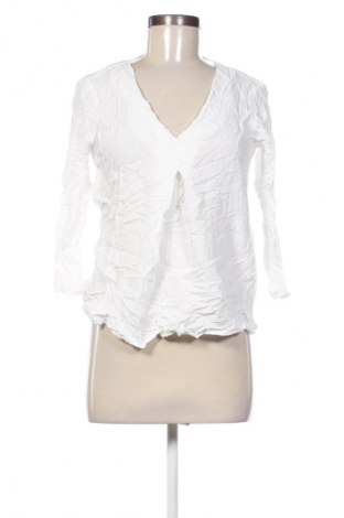 Bluză de femei ONLY, Mărime M, Culoare Alb, Preț 7,99 Lei