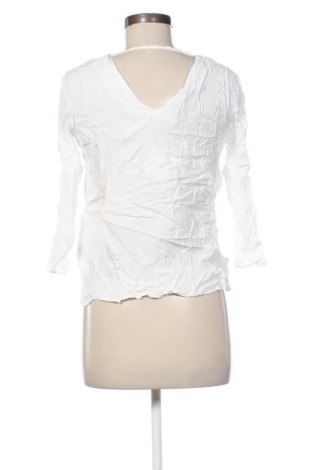 Bluză de femei ONLY, Mărime M, Culoare Alb, Preț 7,99 Lei