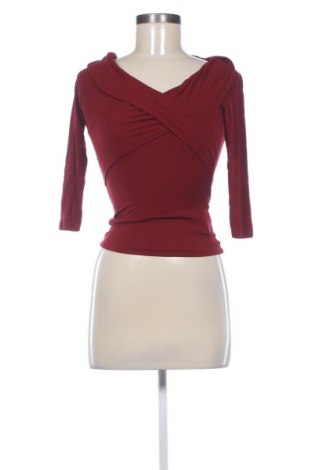 Dámská halenka Pull&Bear, Velikost S, Barva Červená, Cena  249,00 Kč