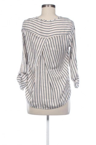 Dámská halenka Stradivarius, Velikost M, Barva Vícebarevné, Cena  69,00 Kč