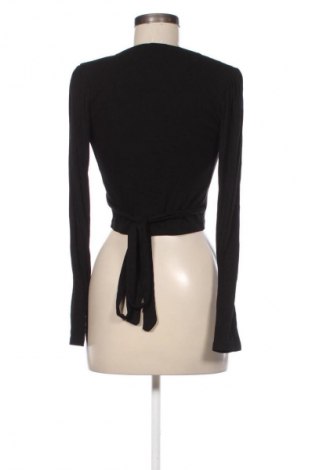 Дамска блуза Stradivarius, Размер S, Цвят Черен, Цена 7,66 €