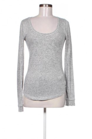 Дамска блуза Tommy Jeans, Размер S, Цвят Сив, Цена 29,95 €