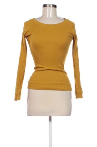 Дамска блуза Unbranded, Размер XS, Цвят Жълт, Цена 4,60 €
