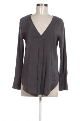 Dámska blúza Unbranded, Veľkosť M, Farba Sivá, Cena  1,95 €
