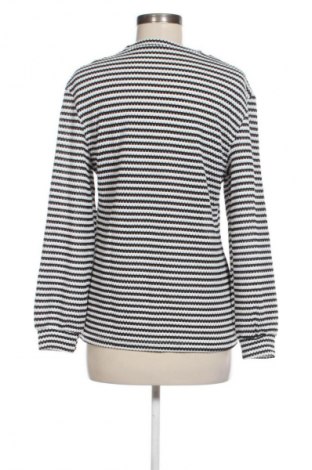 Дамска блуза Unbranded, Размер M, Цвят Многоцветен, Цена 5,62 €