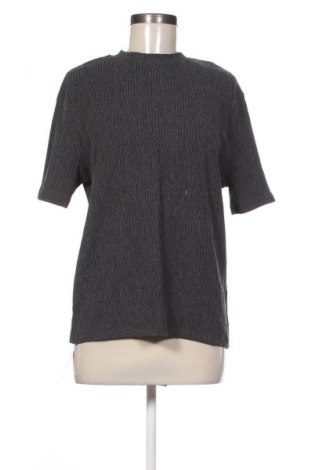 Bluză de femei Unbranded, Mărime M, Culoare Gri, Preț 72,99 Lei