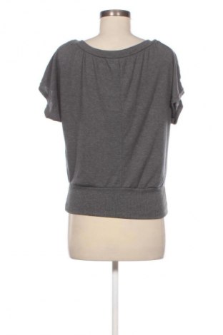 Γυναικεία μπλούζα Unbranded, Μέγεθος M, Χρώμα Γκρί, Τιμή 10,00 €