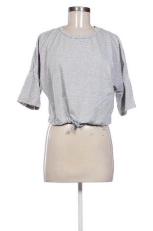 Дамска блуза Unbranded, Размер S, Цвят Сив, Цена 5,11 €