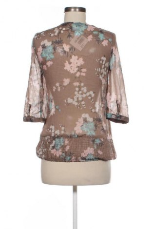 Dámská halenka Vero Moda, Velikost XS, Barva Vícebarevné, Cena  49,00 Kč