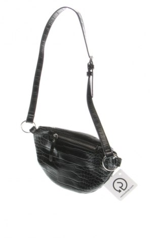 Dámská kabelka  Mohito, Barva Černá, Cena  437,00 Kč