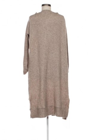 Дамска жилетка Bershka, Размер S, Цвят Кафяв, Цена 8,69 €