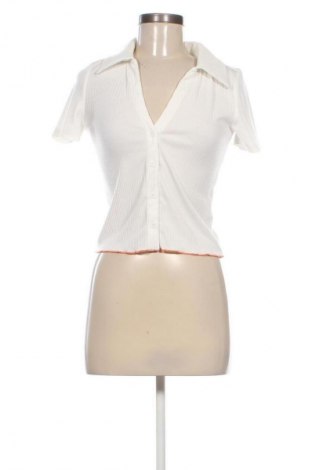 Дамска риза Reserved, Размер M, Цвят Екрю, Цена 13,00 €