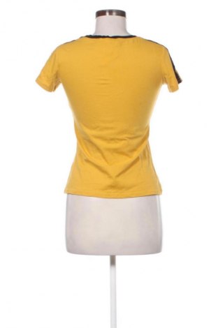 Dámské tričko J&H Fashion, Velikost S, Barva Žlutá, Cena  189,00 Kč