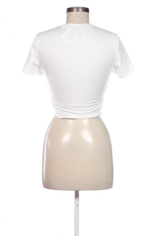 Дамска тениска SHEIN, Размер M, Цвят Бял, Цена 6,64 €