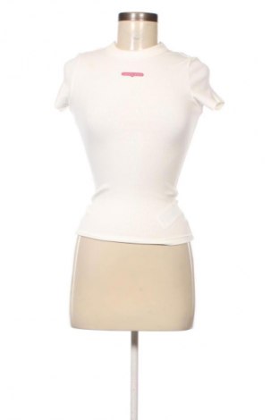 Dámske tričko Tommy Jeans, Veľkosť XS, Farba Biela, Cena  21,95 €