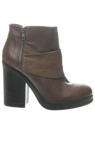 Дамски боти Alesya, Размер 40, Цвят Кафяв, Цена 80,78 €