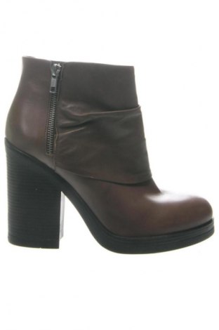 Дамски боти Alesya, Размер 40, Цвят Кафяв, Цена 83,34 €