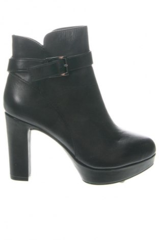 Дамски боти Alesya, Размер 38, Цвят Черен, Цена 80,78 €