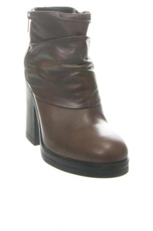 Дамски боти Alesya, Размер 37, Цвят Кафяв, Цена 80,78 €