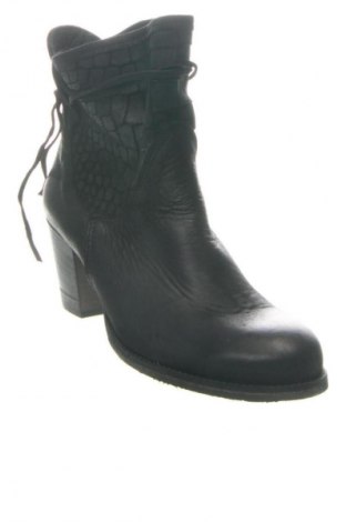 Дамски боти Alesya, Размер 40, Цвят Черен, Цена 80,78 €