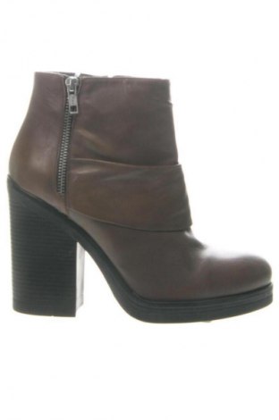 Дамски боти Alesya, Размер 39, Цвят Кафяв, Цена 83,34 €