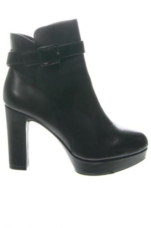 Дамски боти Alesya, Размер 38, Цвят Черен, Цена 80,78 €